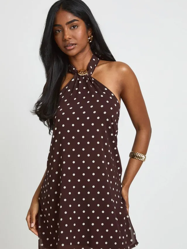 boohoo Dames Polkadot Halternek Shift Jurk Met Detail Afwerking chocoladebruin, foto 2
