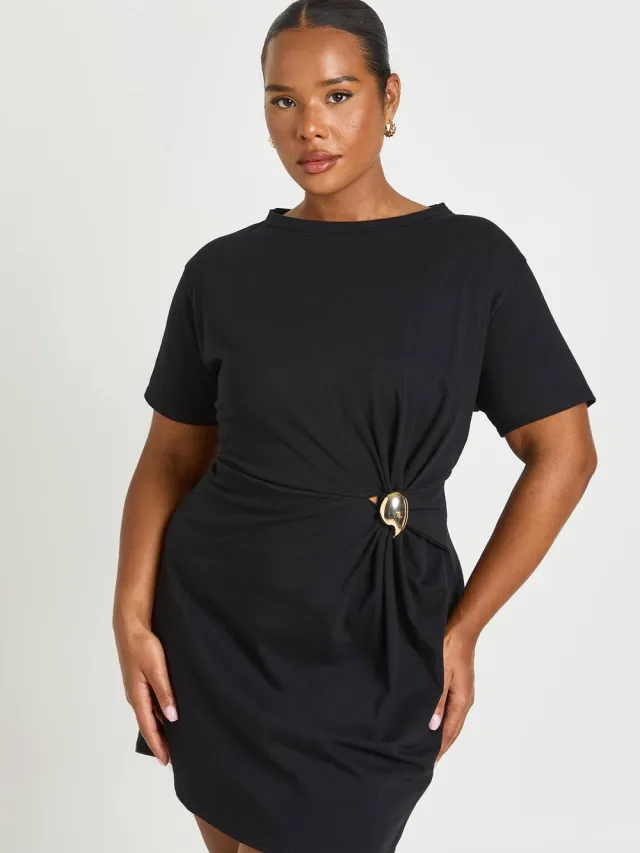 boohoo Dames Plus T-shirtjurk Met Sierdetail Zwart
