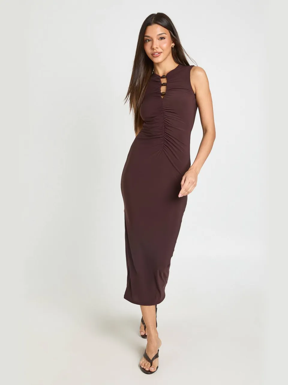 boohoo Dames Dubbellaags Slinky Jurk Met Kralendetail, Cut-out En Midaxilengte Chocoladebruin