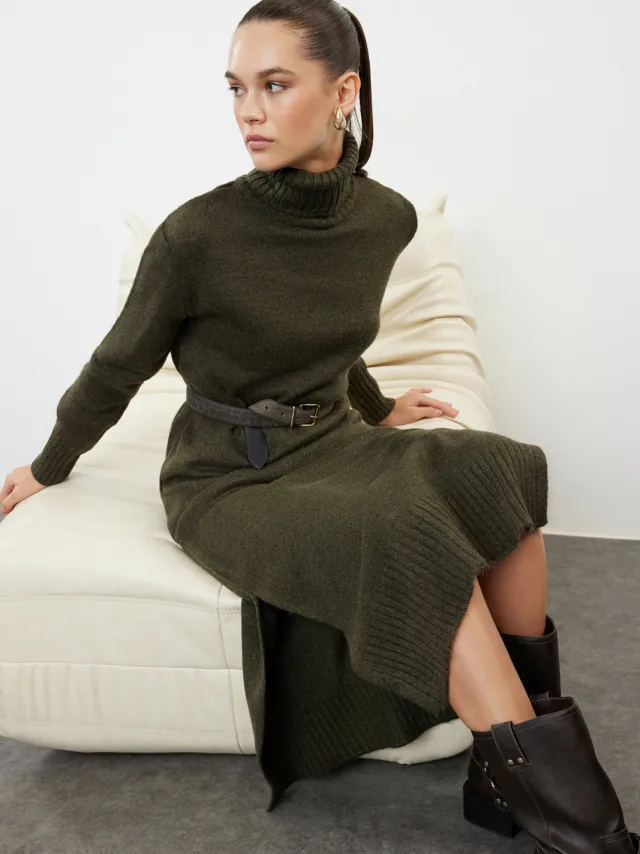 Trendyol TRENDYOLMİLLA Dames Kaki Effen Midi Lang Casual Recht Jurken