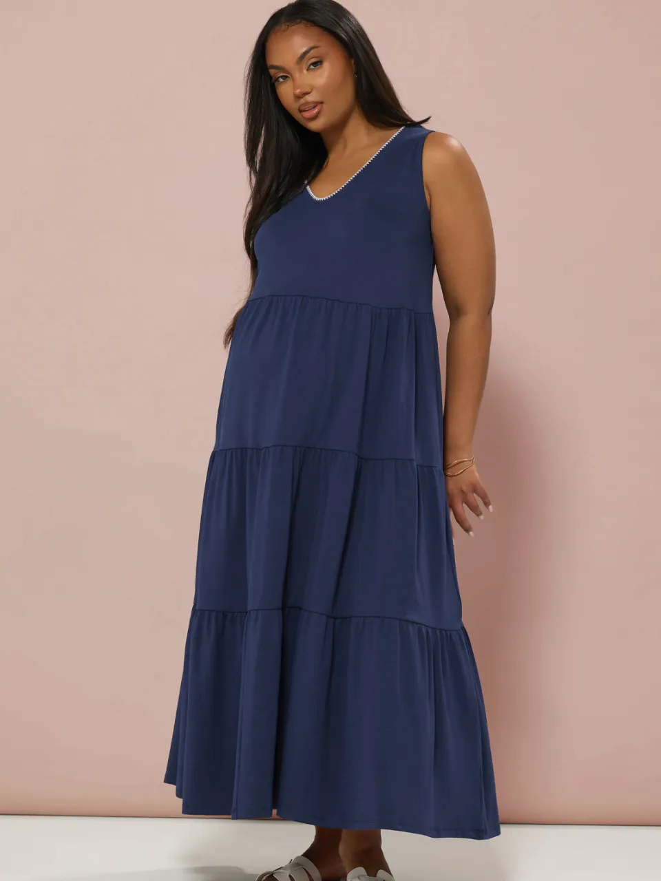 Bump It Up Maternity Lange Gelaagde Jurk Met Stiksels In Donkerblauw blauw, foto 4