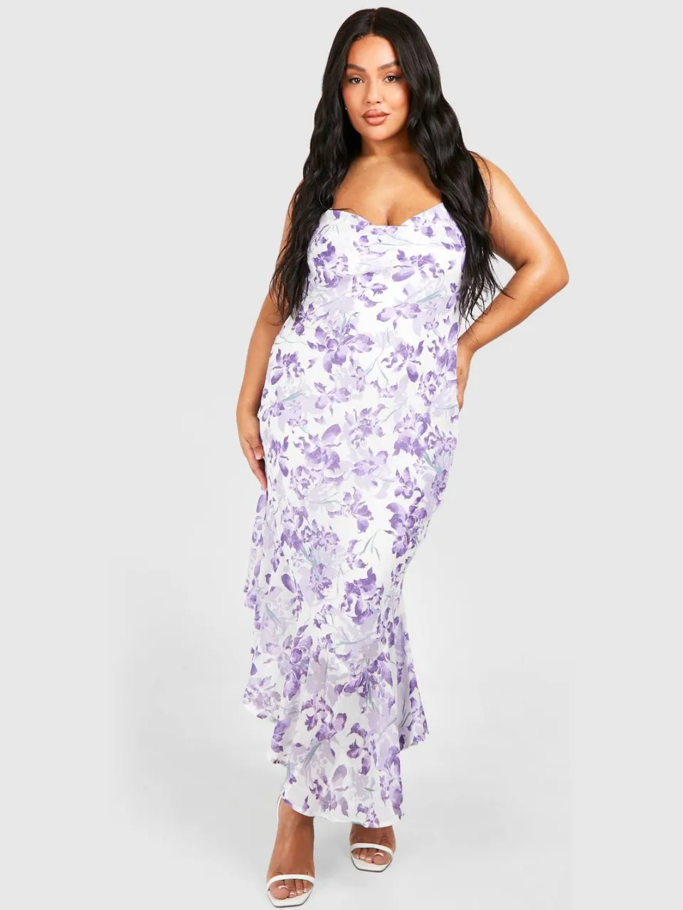 boohoo Dames Plus Floral Cowl-back Asymmetrische Maxi-jurk Violet