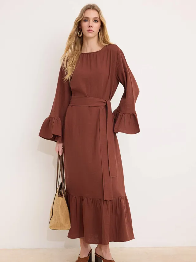 Trendyol Modest Dames Bruin Effen Maxi Lang Casual Skater Modest Jurken