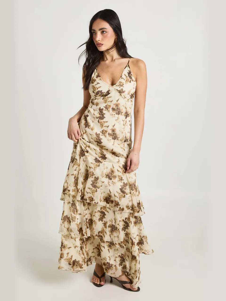 boohoo Dames Gelaagde Maxi Cami-jurk Van Chiffon Met Ton-sur-ton Bloemenprint crème, foto 2