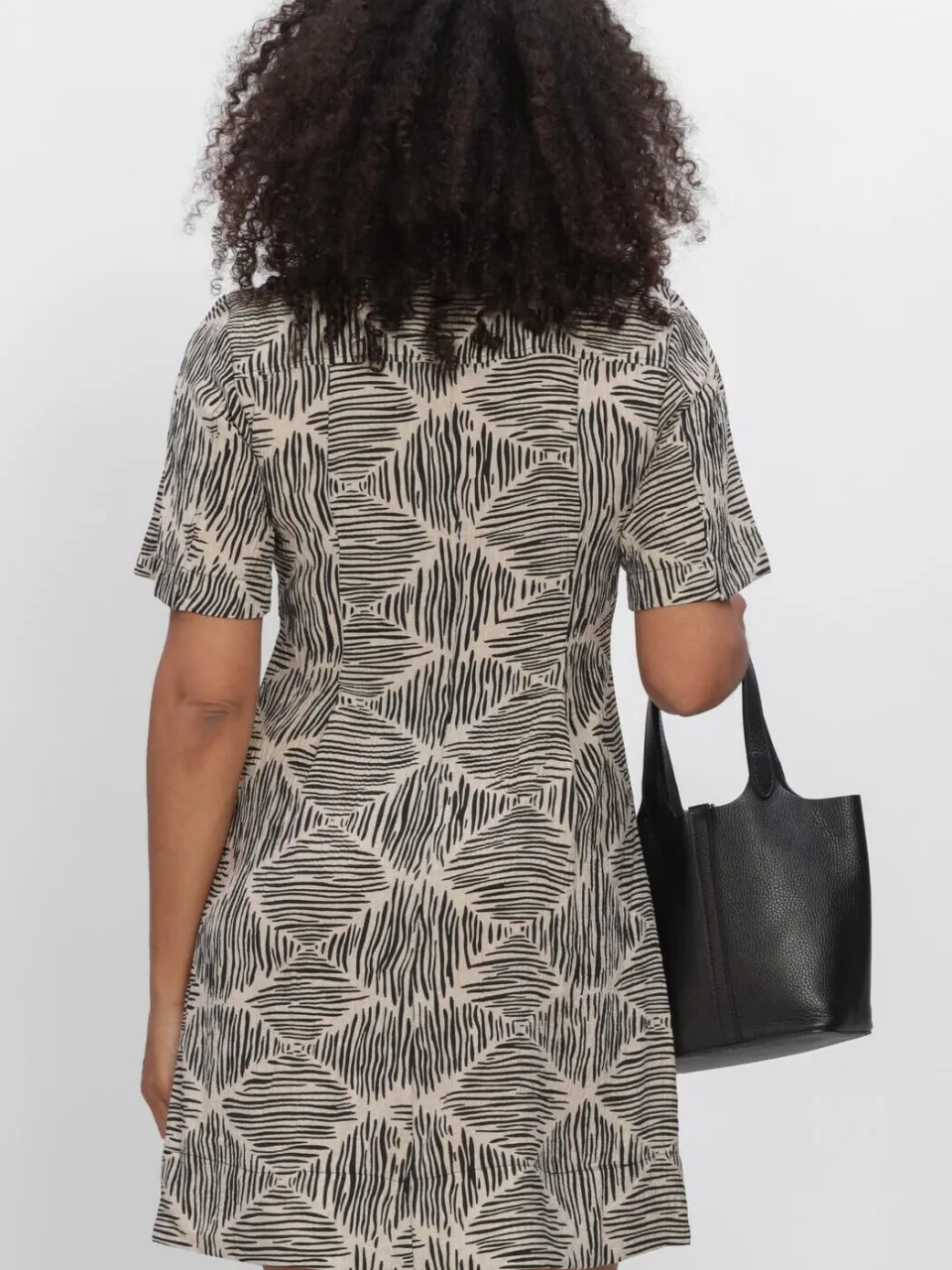 Object Dames Jurken Objnaja S/s V-neckshort Dress - Creme, foto 3