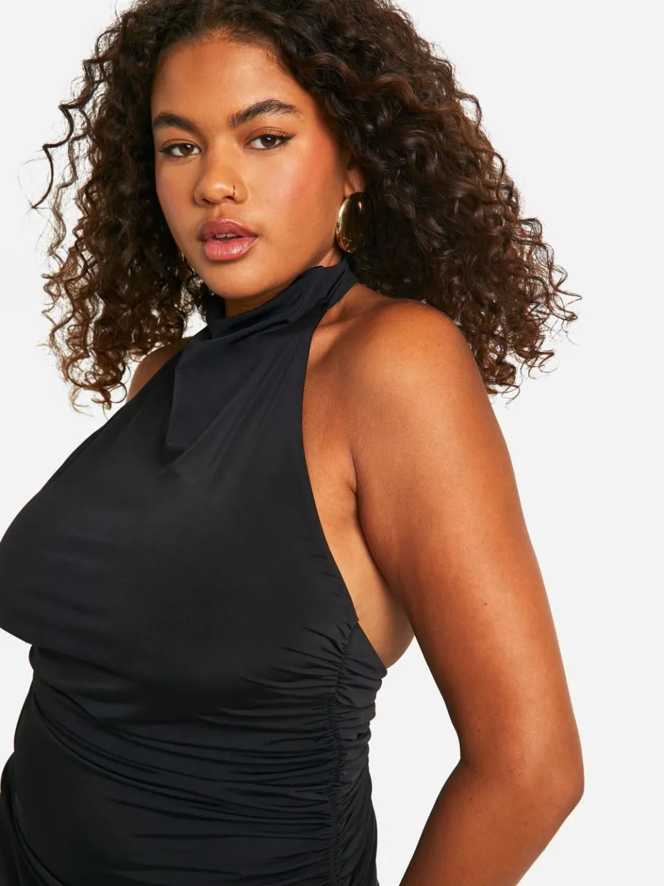 boohoo Dames Plus Double Slinky Twist Back Detail Maxi Jurk zwart, foto 3