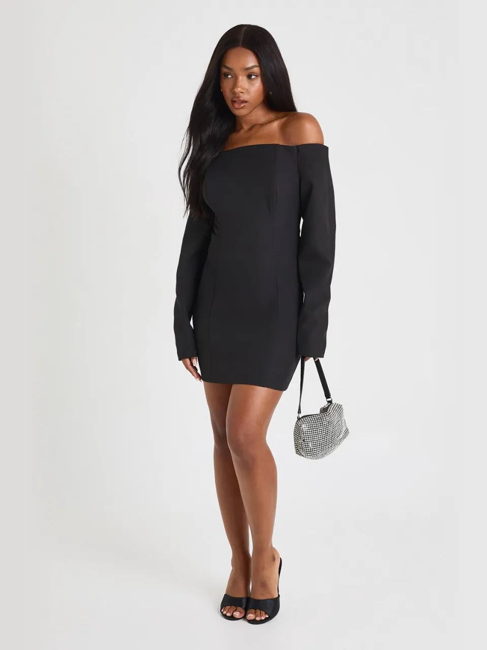 boohoo Dames Boxy bandeau met lange mouwen, getailleerde mini-jurk zwart, foto 2