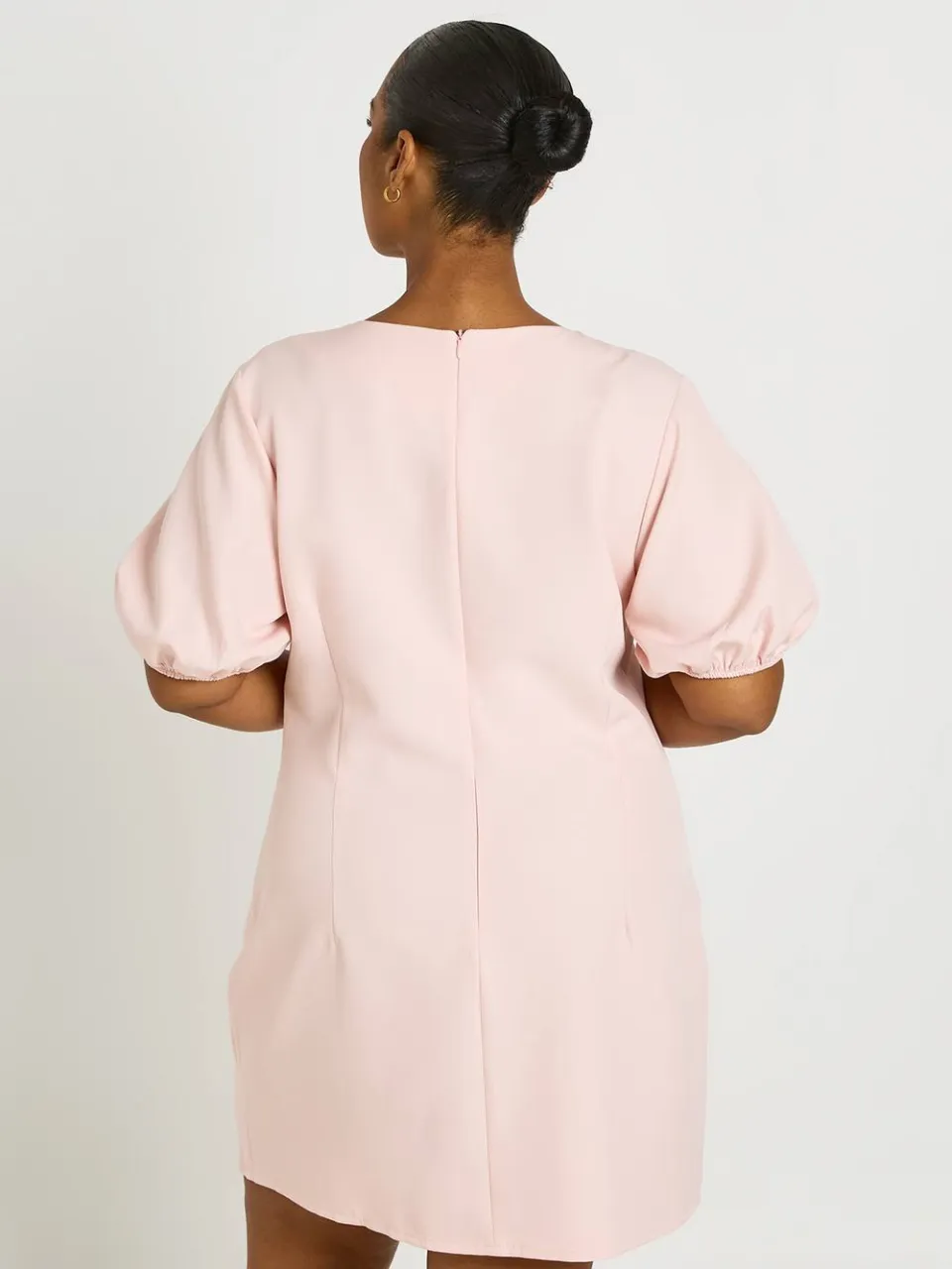 boohoo Dames Plus Getailleerde Pofmouw Shift Jurk baby roze, foto 3