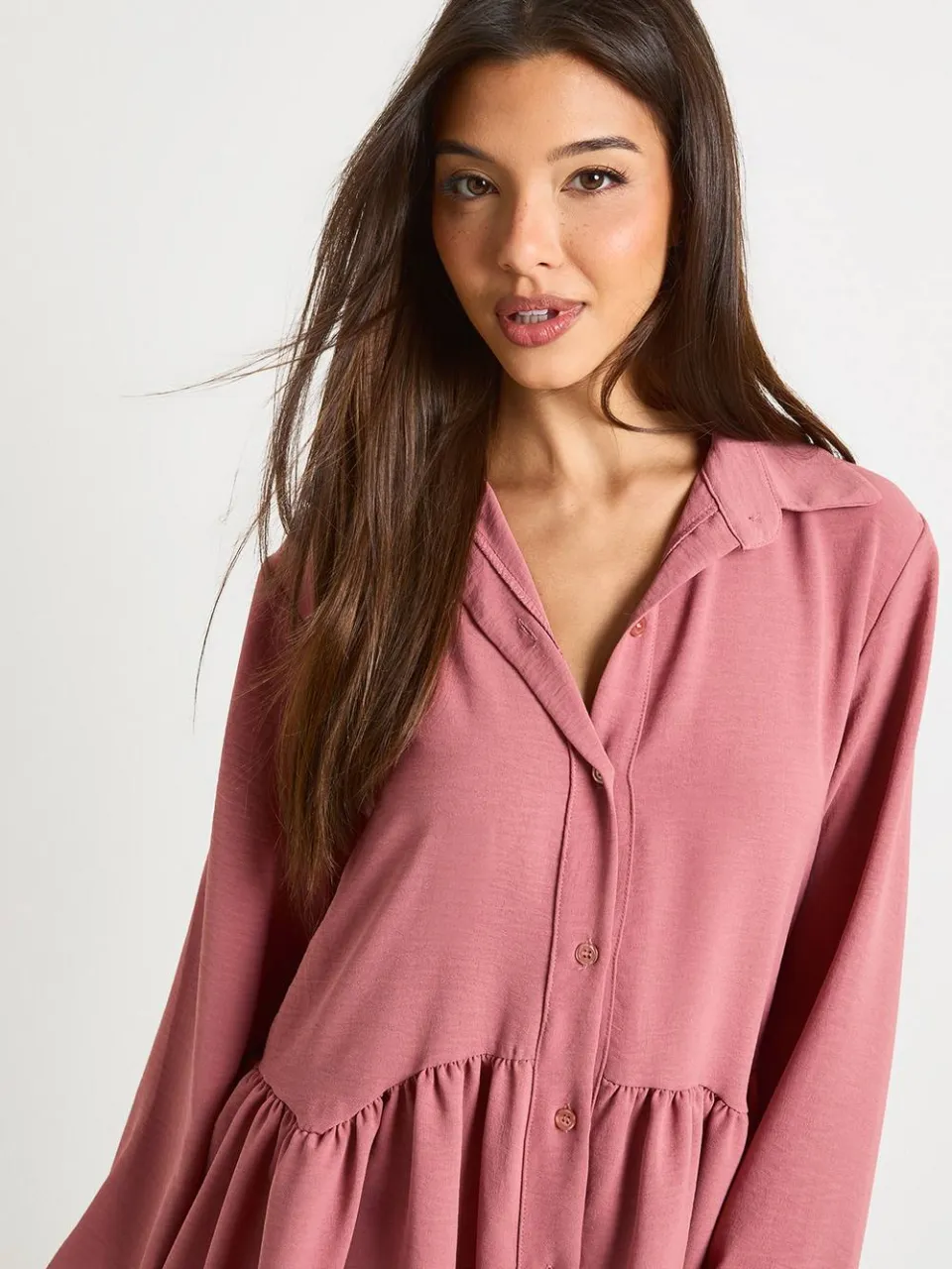 boohoo Dames Gehamerde smockjurk met volumemouwen roos, foto 4