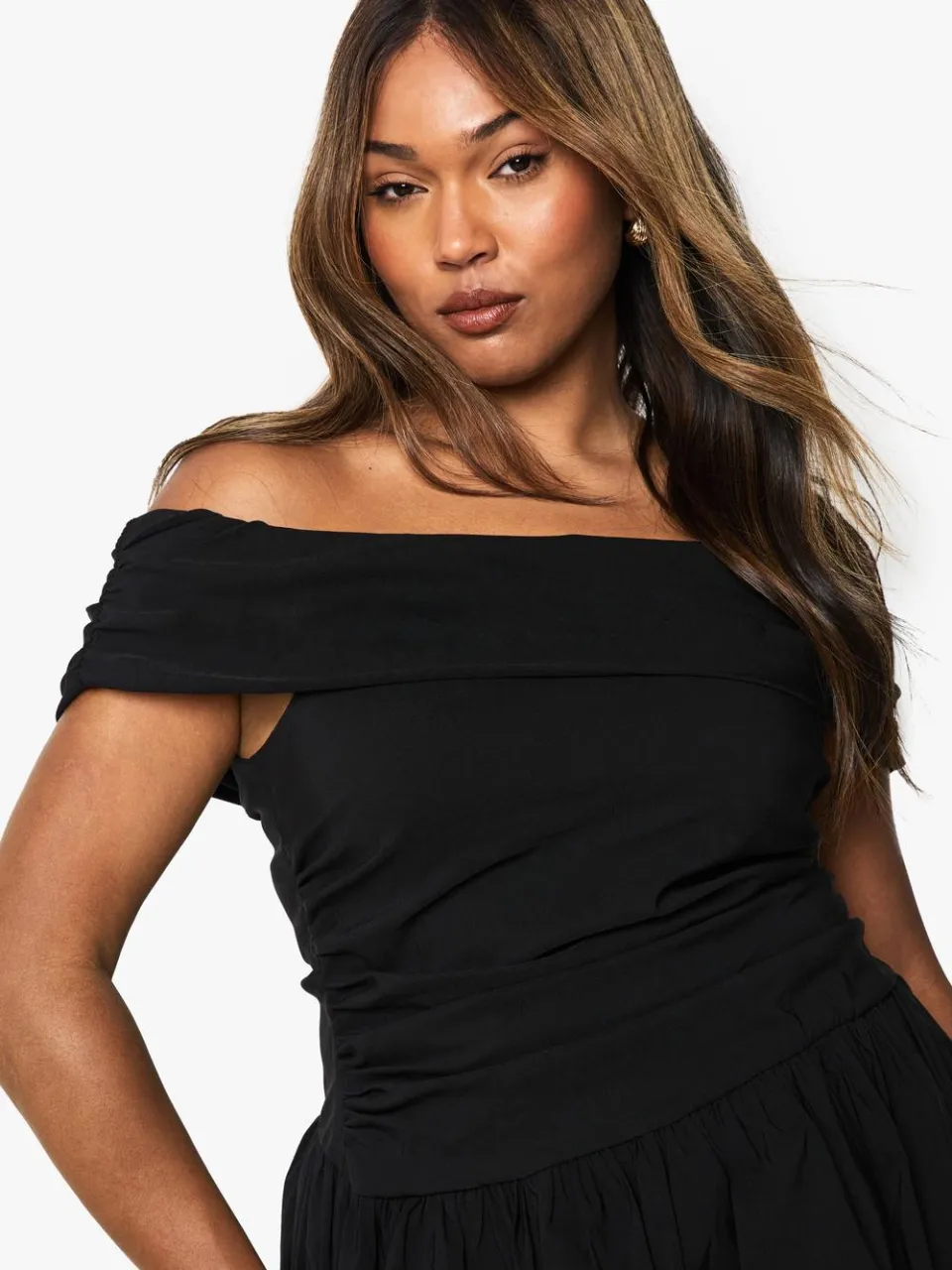 boohoo Dames Plus Bengaline Gerimpelde Puffball Mini Jurk zwart, foto 4