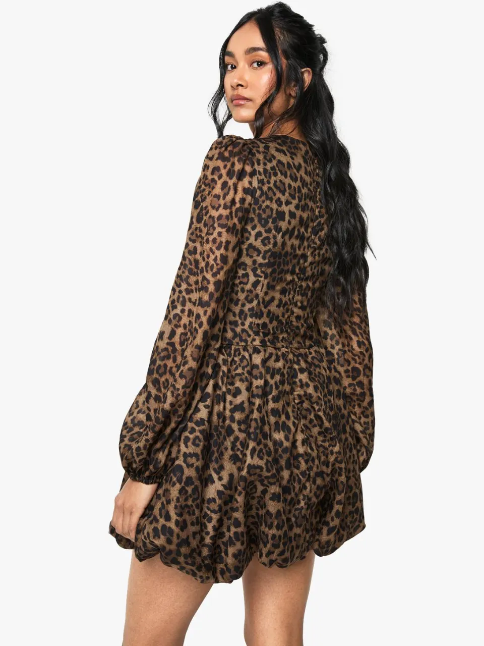 boohoo Dames Chiffon luipaardprint pofmouw melkmeisje skaterjurk, foto 3