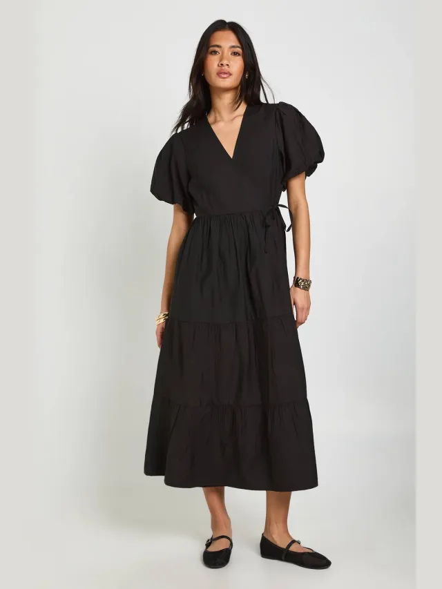 boohoo Dames Getextureerde Wikkel Midaxi Jurk Met Volumineuze Mouwen Zwart