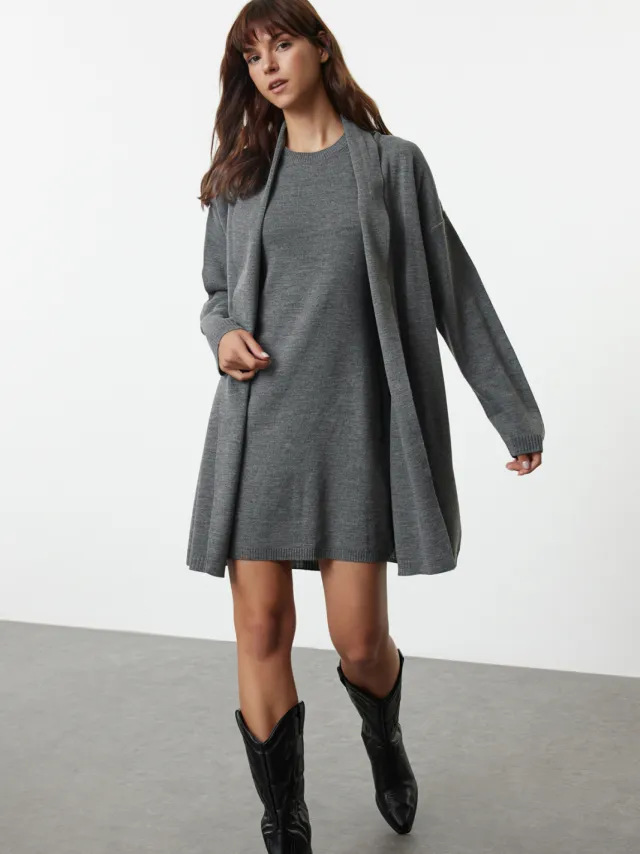 Trendyol TRENDYOLMİLLA Dames Grijs Effen Extra Kort / Super Mini Lang Casual Recht Jurken