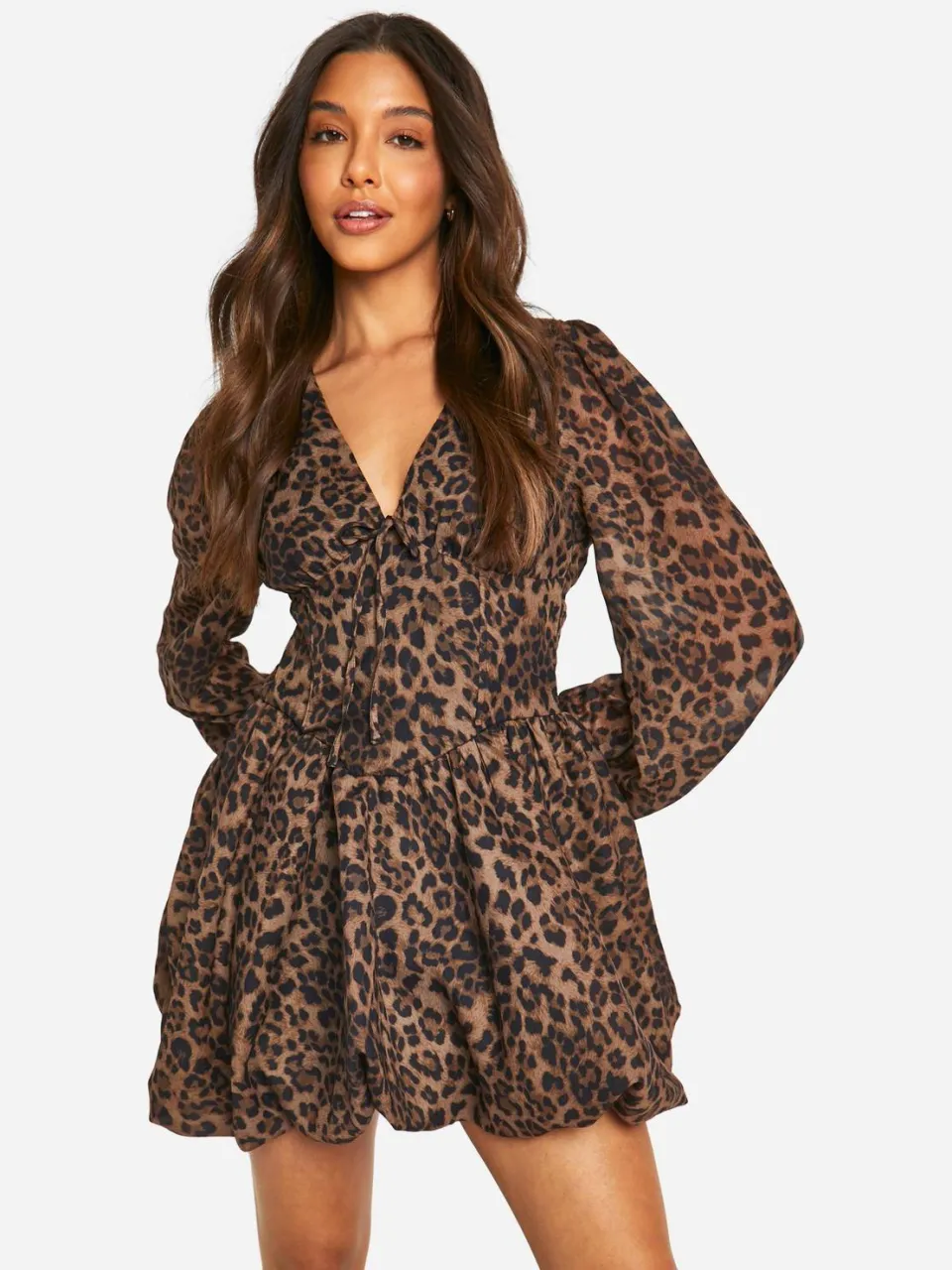 boohoo Dames Chiffon Luipaardprint Pofmouw Melkmeiden Skater Jurk, foto 2