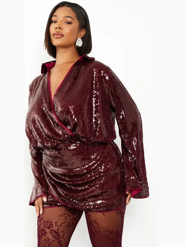 boohoo Dames Plus sequin gedrapeerde shirtjurk met uitlopende mouwen Bordeaux Rood