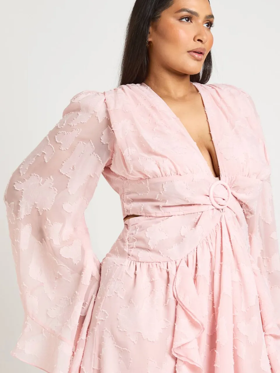 boohoo Dames Plus Getextureerde Maxi Jurk Met Split En Cut-outs stoffig roze, foto 4
