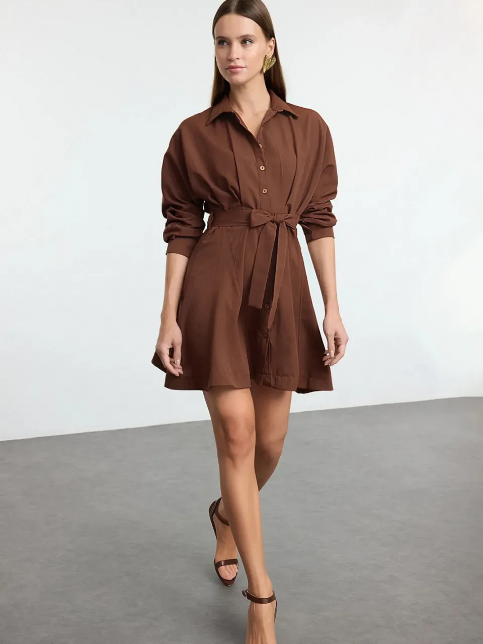 Trendyol TRENDYOLMİLLA Dames Bruin Gestreept Kort / Mini Lang Avond / Dagelijks Blousejurk Jurken, foto 2