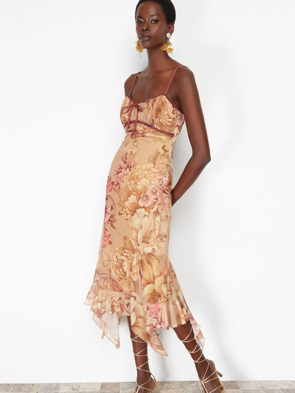 Trendyol TRENDYOLMİLLA Dames Meerkleurig Bloemen Maxi Mouwloos Stijlvol/Avond Skater Jurken veelkleurig, foto 2