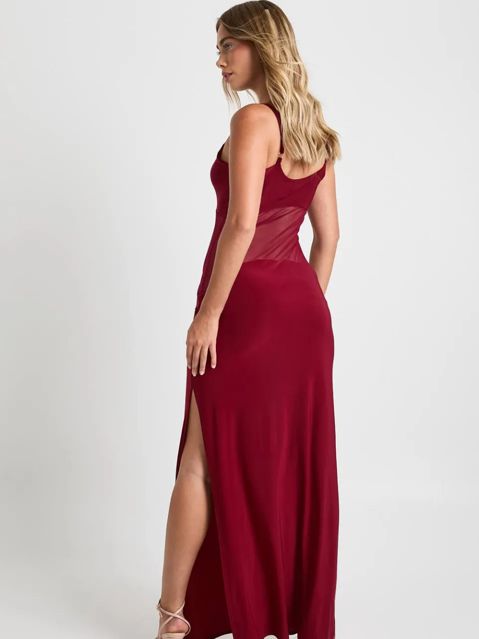 boohoo Dames Maxi-jurk van doorzichtig gaas met verlaagde taille bordeaux rood, foto 2