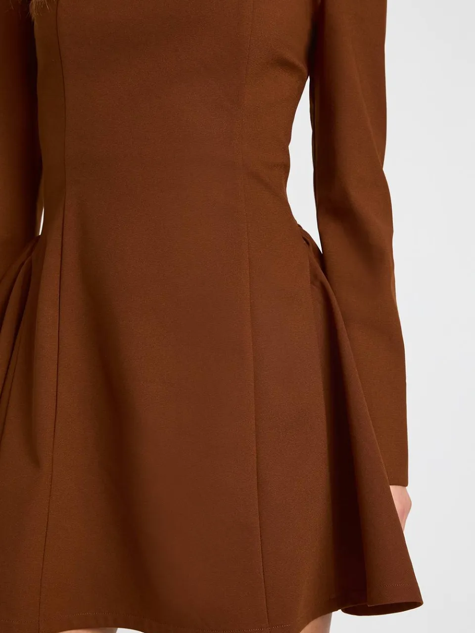 boohoo Dames Vierkante Hals Lange Mouw Wijde Rok Mini Jurk chocoladebruin, foto 4