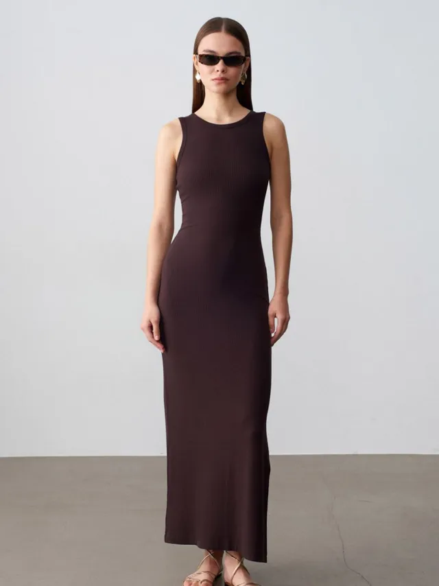 Dilvin Geribbeld Mouwloos Bodycon Maxi Jurk Mokka