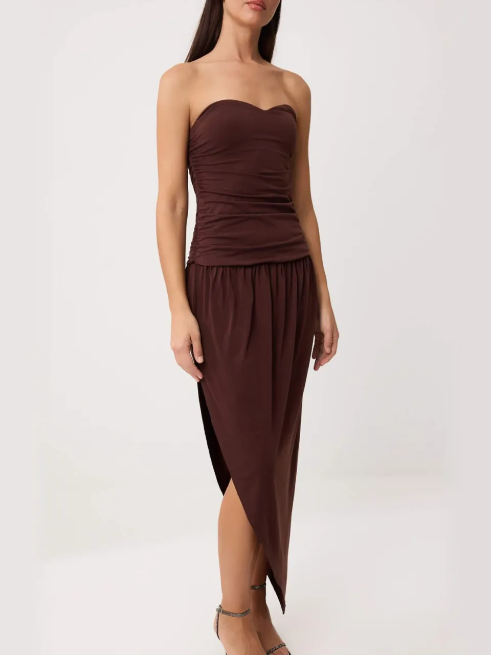Trendyol TRENDYOLMİLLA Dames Bruin Effen Maxi Mouwloos Asymmetrisch Avond & Gala Jurk