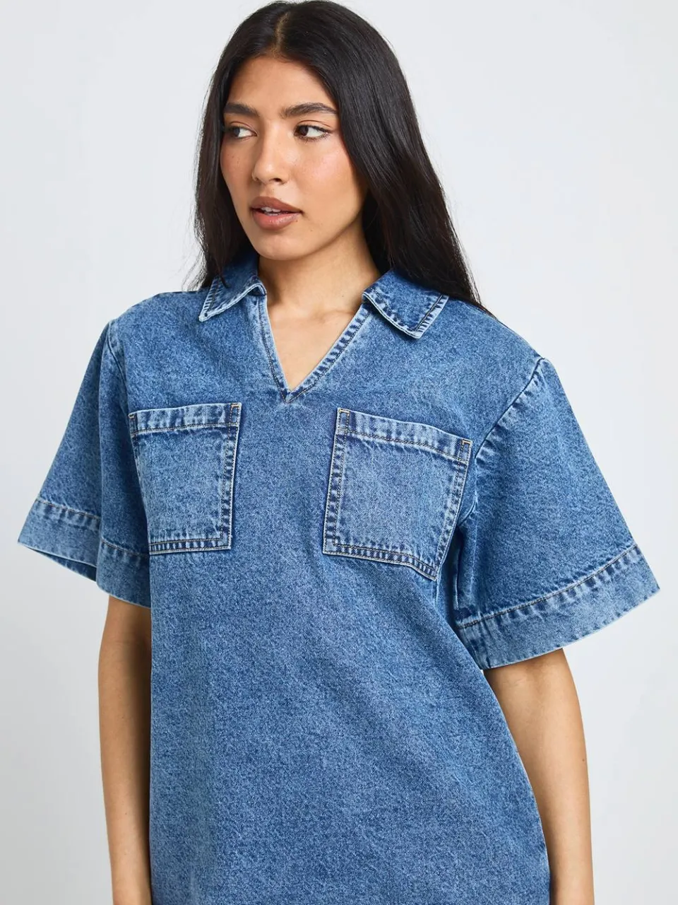 boohoo Dames Lang Boxy Denim Jurk Met Korte Mouwen, foto 4