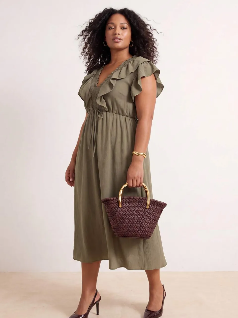 Trendyol Curve Dames Kaki Effen Midi Mouwloos Casual A-lijn Grote maten Jurk, foto 2