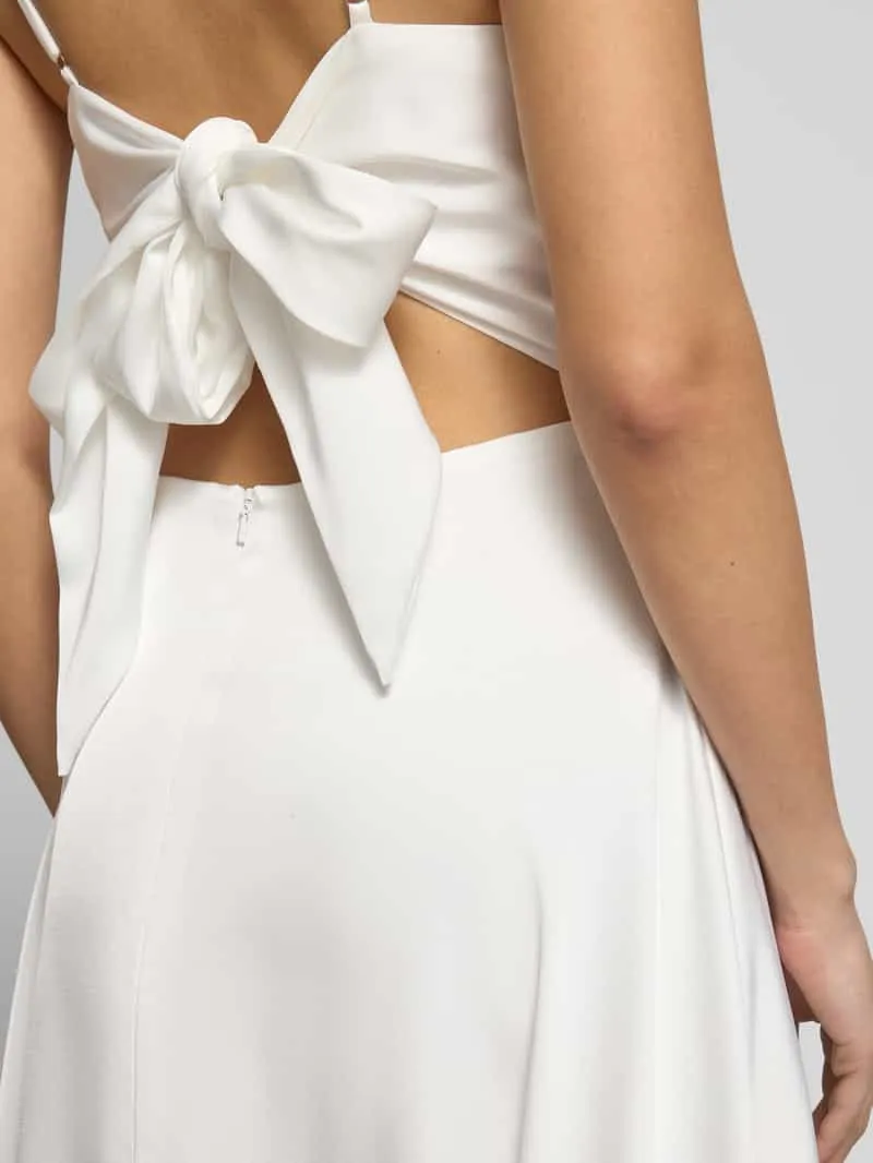 Laona Avondjurk van satijn met knoopdetail aan de achterkant offwhite, foto 4