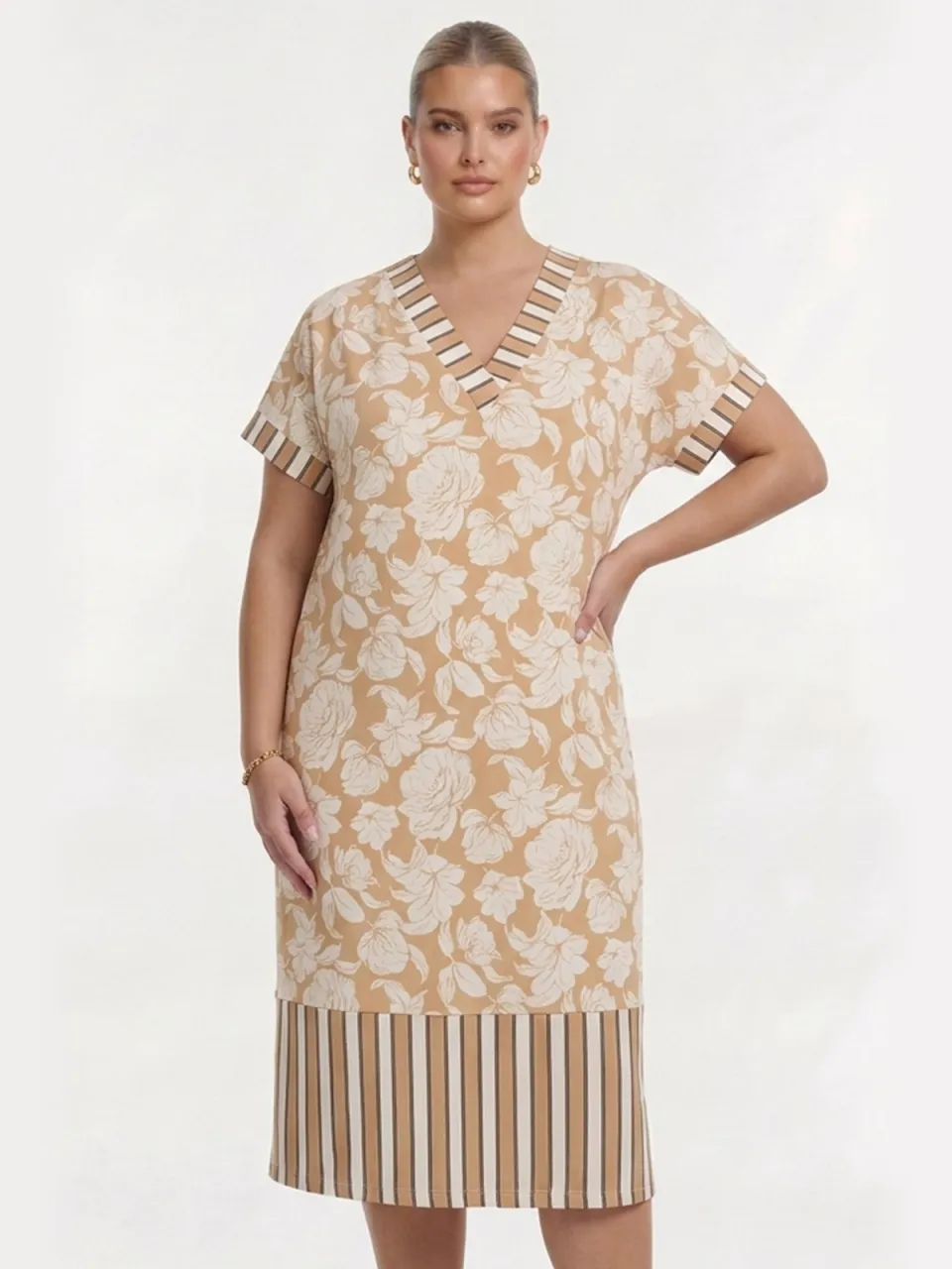 Yoek Dress FLOWER STAMP | Lichtbruin, foto 2