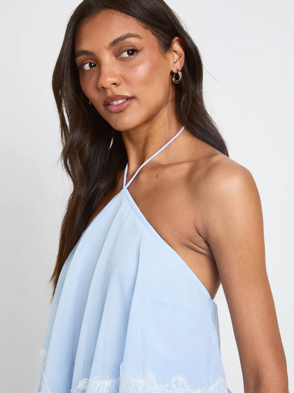boohoo Dames Gelaagde Mini-jurk Van Crinkle Chiffon & Kant Met Halternek babyblauw, foto 4