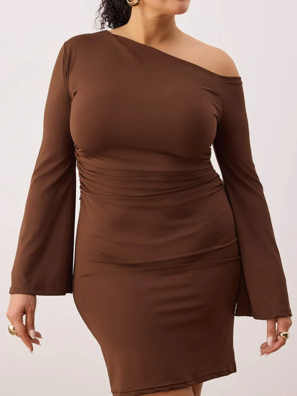 Trendyol Curve Dames Bruin Effen Midi Lang Casual Recht Grote maten Jurk, foto 2