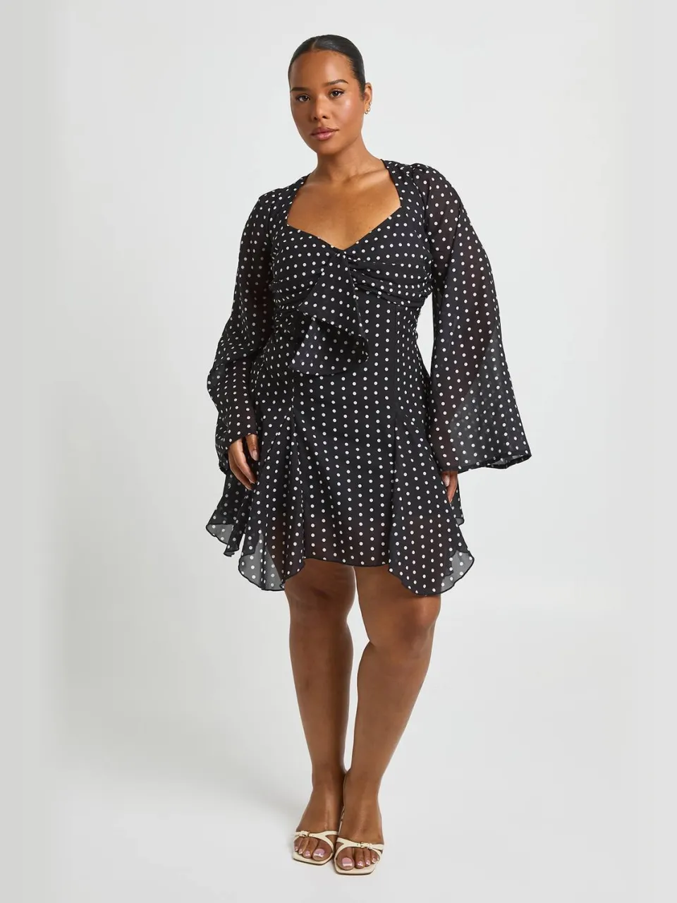 boohoo Dames Plus Polkadot Godet Zoom Mini Jurk zwart, foto 3