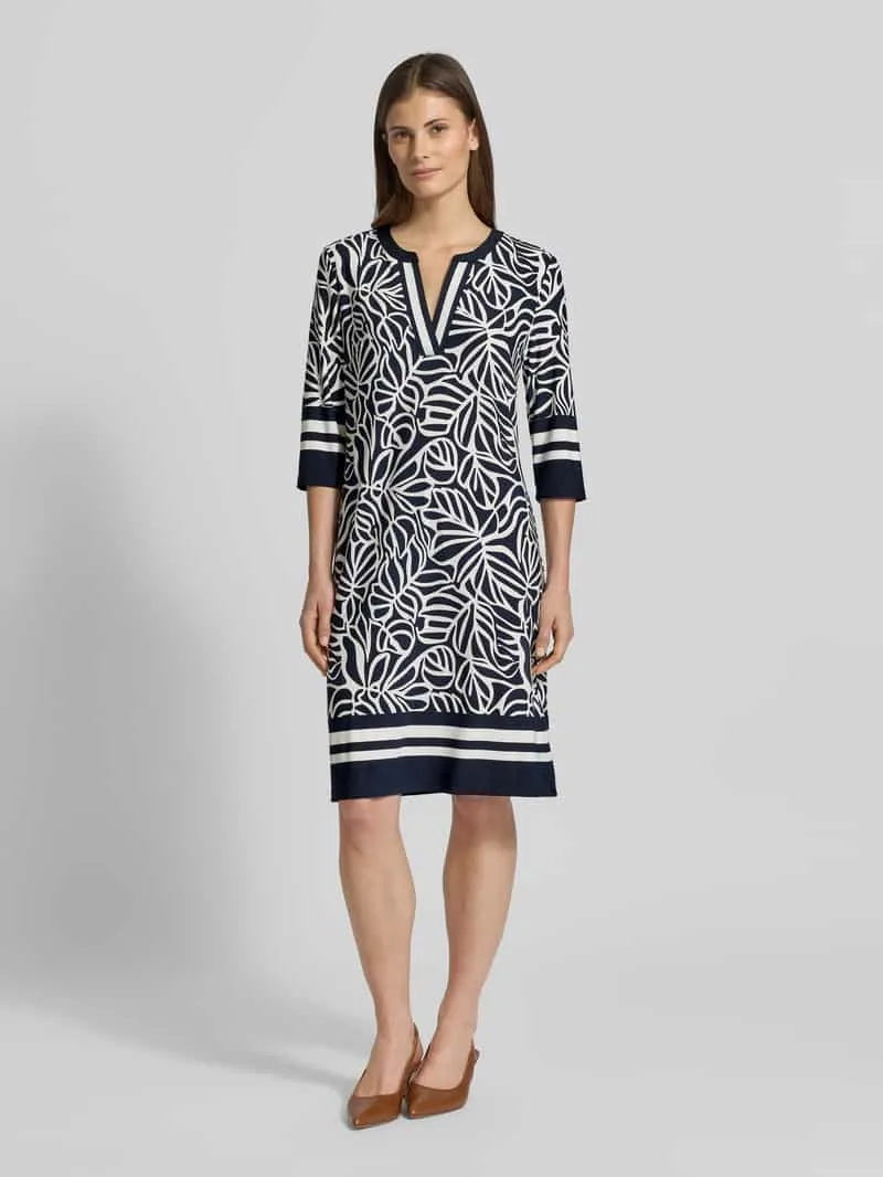Christian Berg Woman Selection Knie-lang tuniekjurk met V-hals en 3/4-mouw Marineblauw