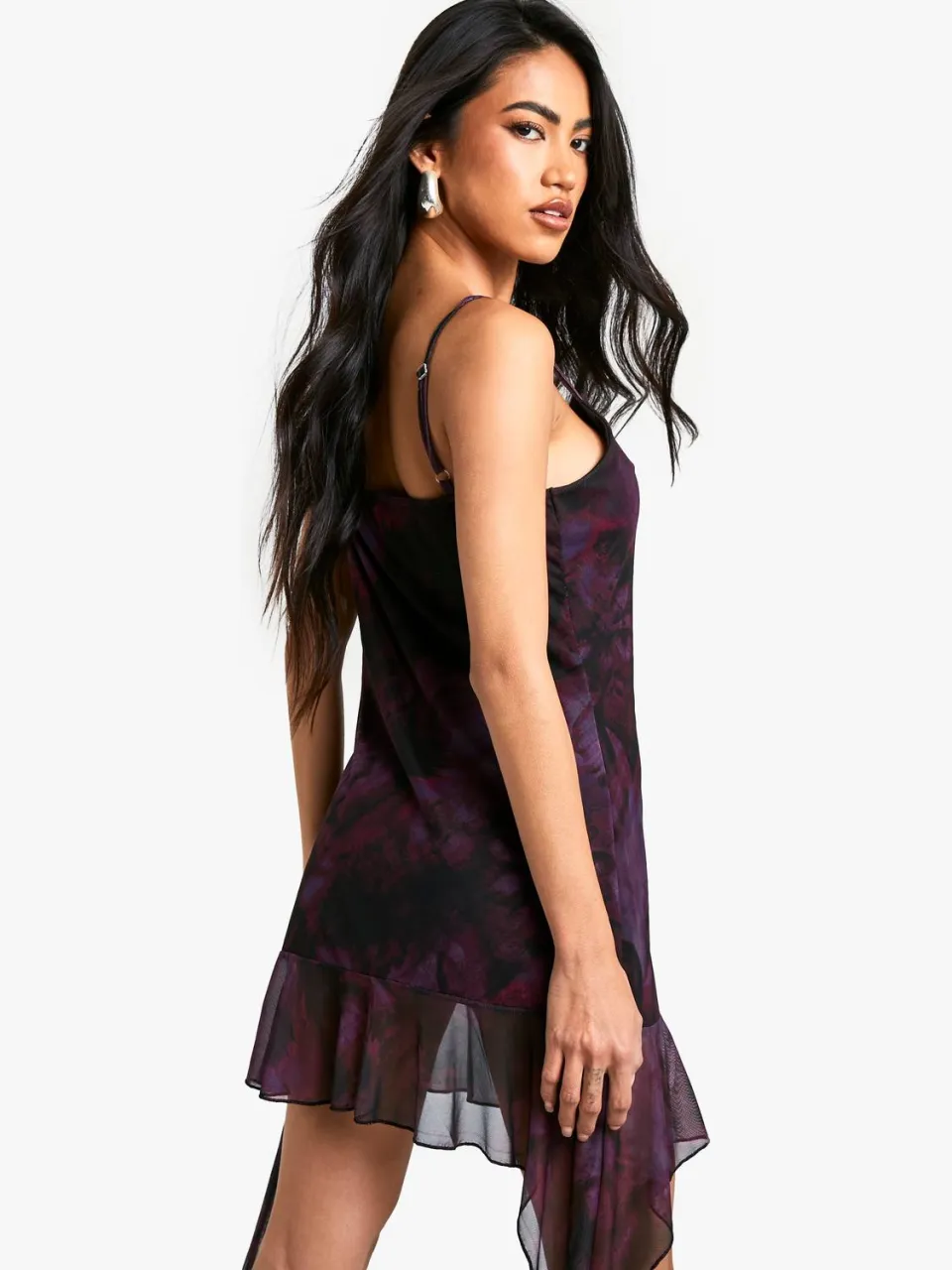 boohoo Dames Bloemen-drapeerde ruffle-bedrukte mesh mini-jurk bordeaux rood, foto 2