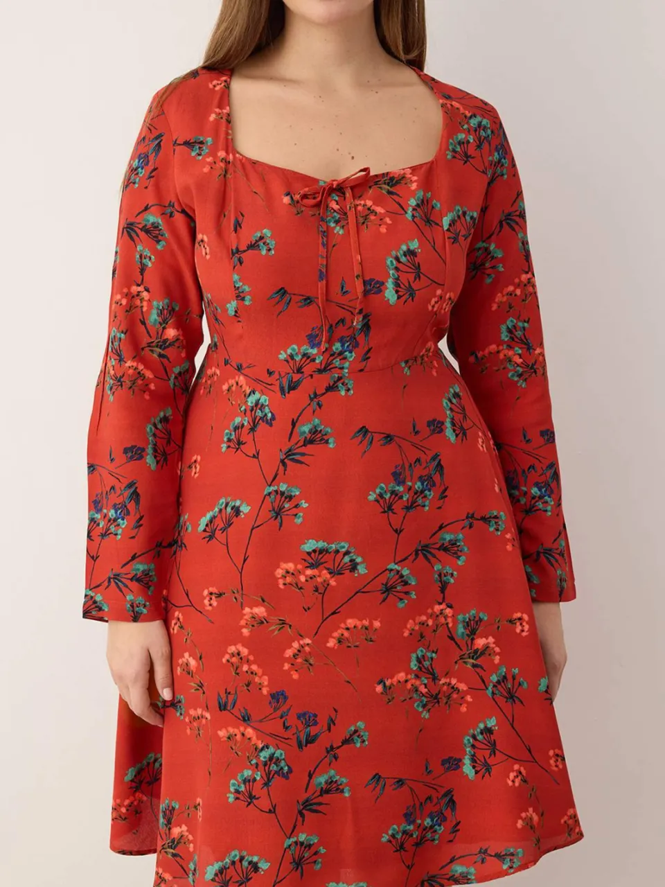 Trendyol Curve Dames Bordeaux Bloemen Kort / Mini Lang Casual A-lijn Grote maten Jurk, foto 2