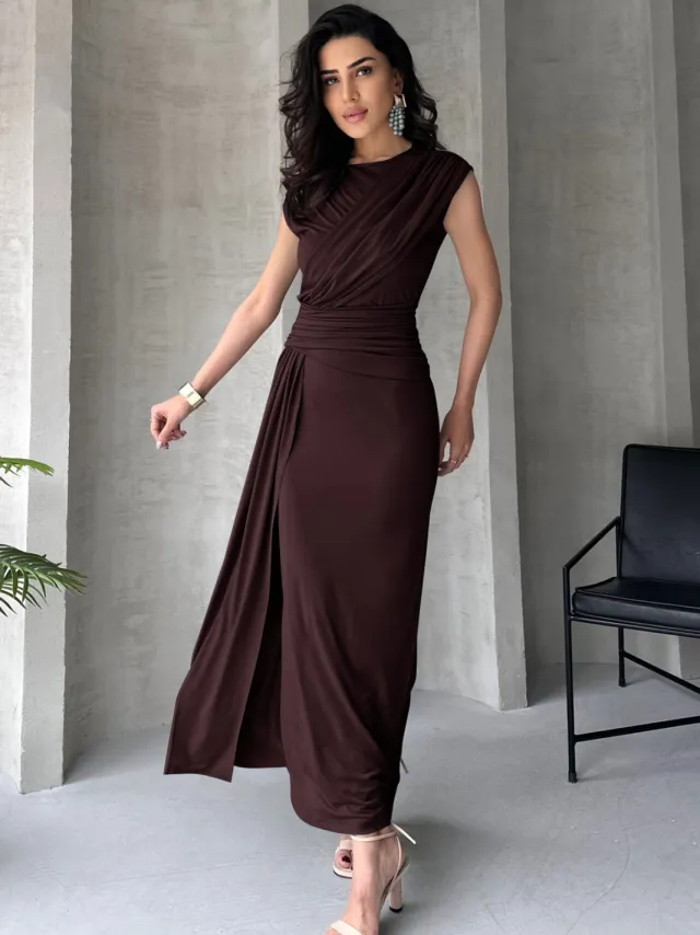 Trendyol TRENDYOLMİLLA Dames Bruin Effen Maxi Mouwloos Stijlvol/Avond Bodycon Jurken