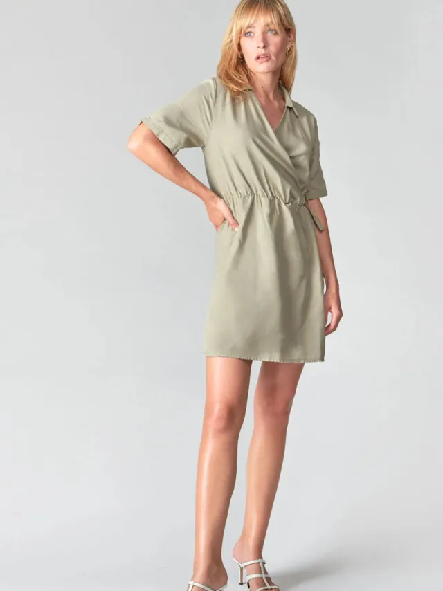 Le Temps des Cerises Jurk Le Temps des Cerises Jurk portefeuille van jeans FLOE Beige