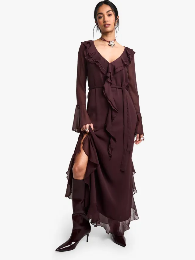 boohoo Dames Ruffle Flare Sleeve Belted Chiffon Maxi Dress Pruim