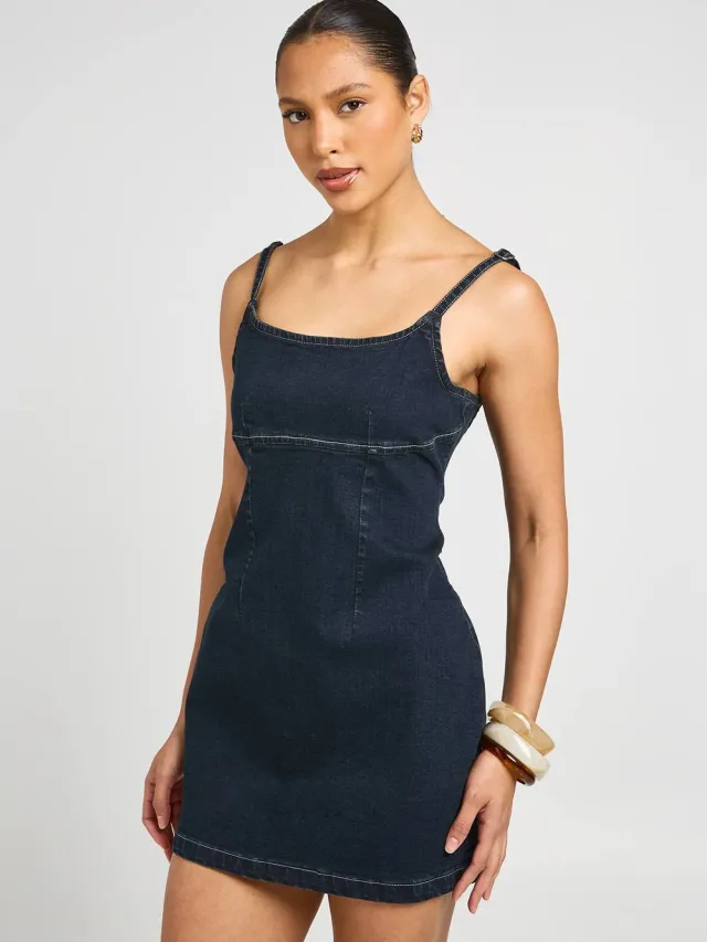 boohoo Dames Denim Mini-jurk Met Bandjes Indigo
