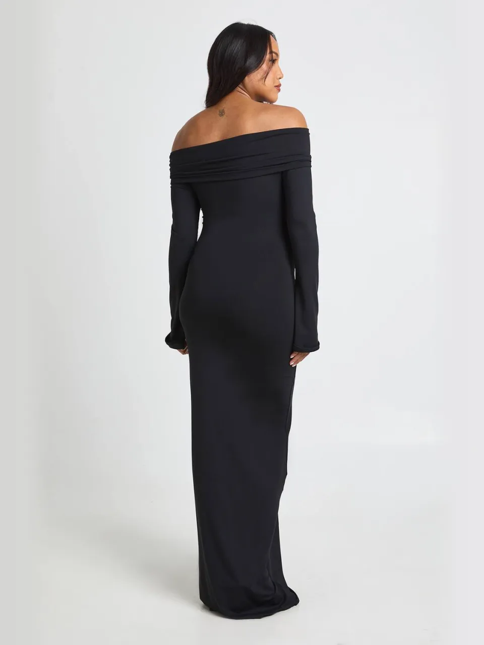 boohoo Dames Zwangerschaps Bardot Geplooide Maxi Jurk Met Wijde Mouwen zwart, foto 2