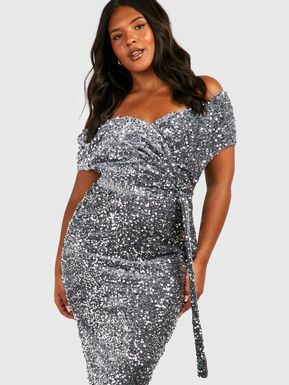 boohoo Dames Plus Pailletten Off-Shoulder Wikkel Midi Jurk zilver, foto 3