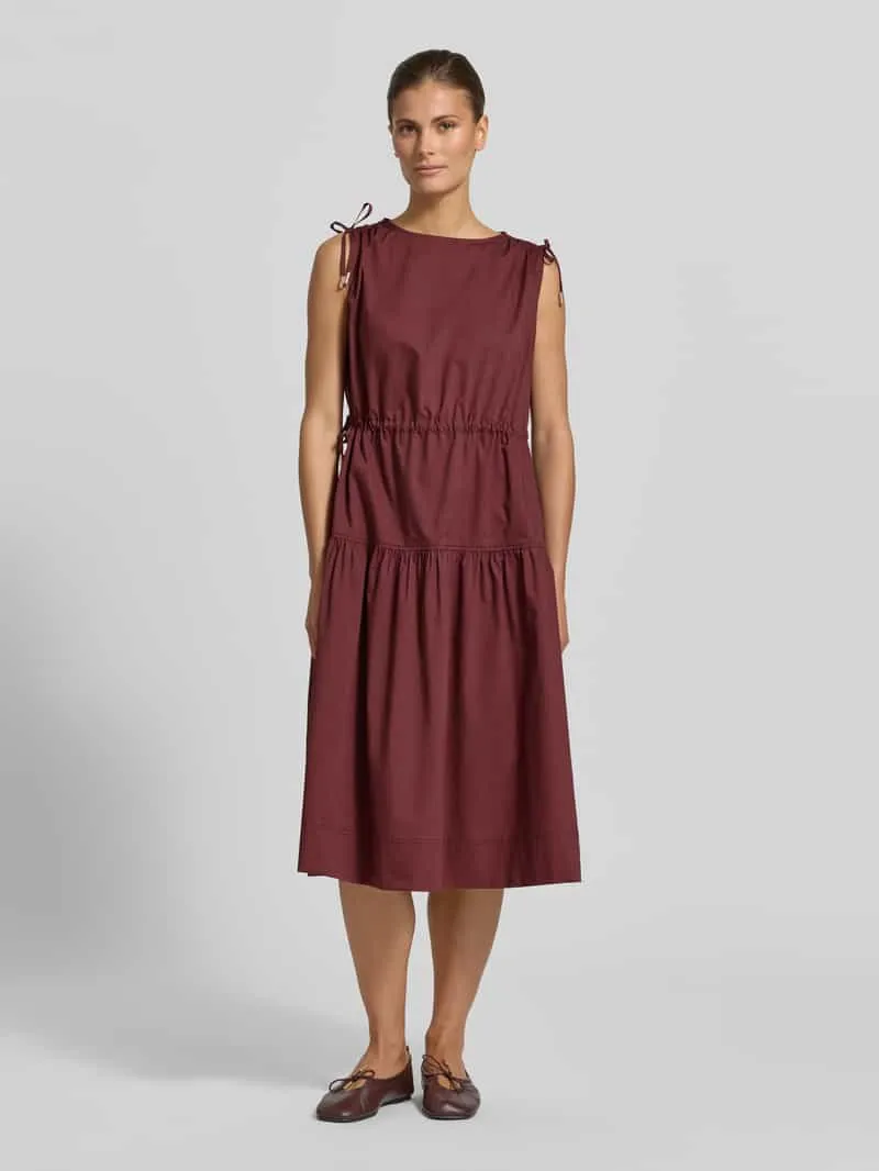 Christian Berg Woman Midi-jurk in laagjeslook met ronde hals Chocoladebruin