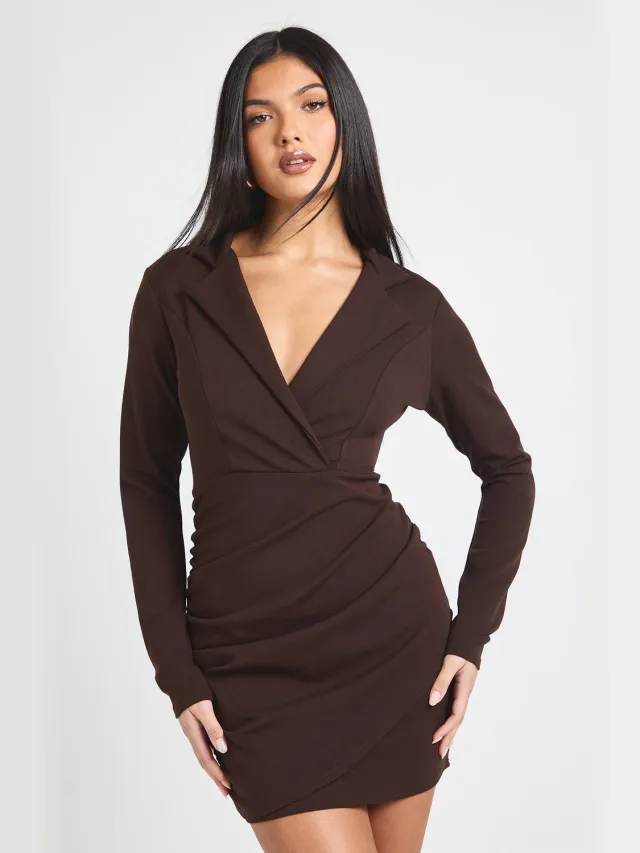 boohoo Dames Wikkel Lange Mouwen Blazer Jurk Chocoladebruin
