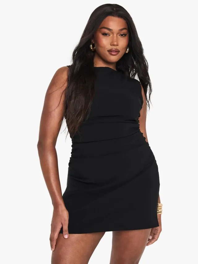 boohoo Dames Plus Ruched Mouwloze Mini Jurk Zwart