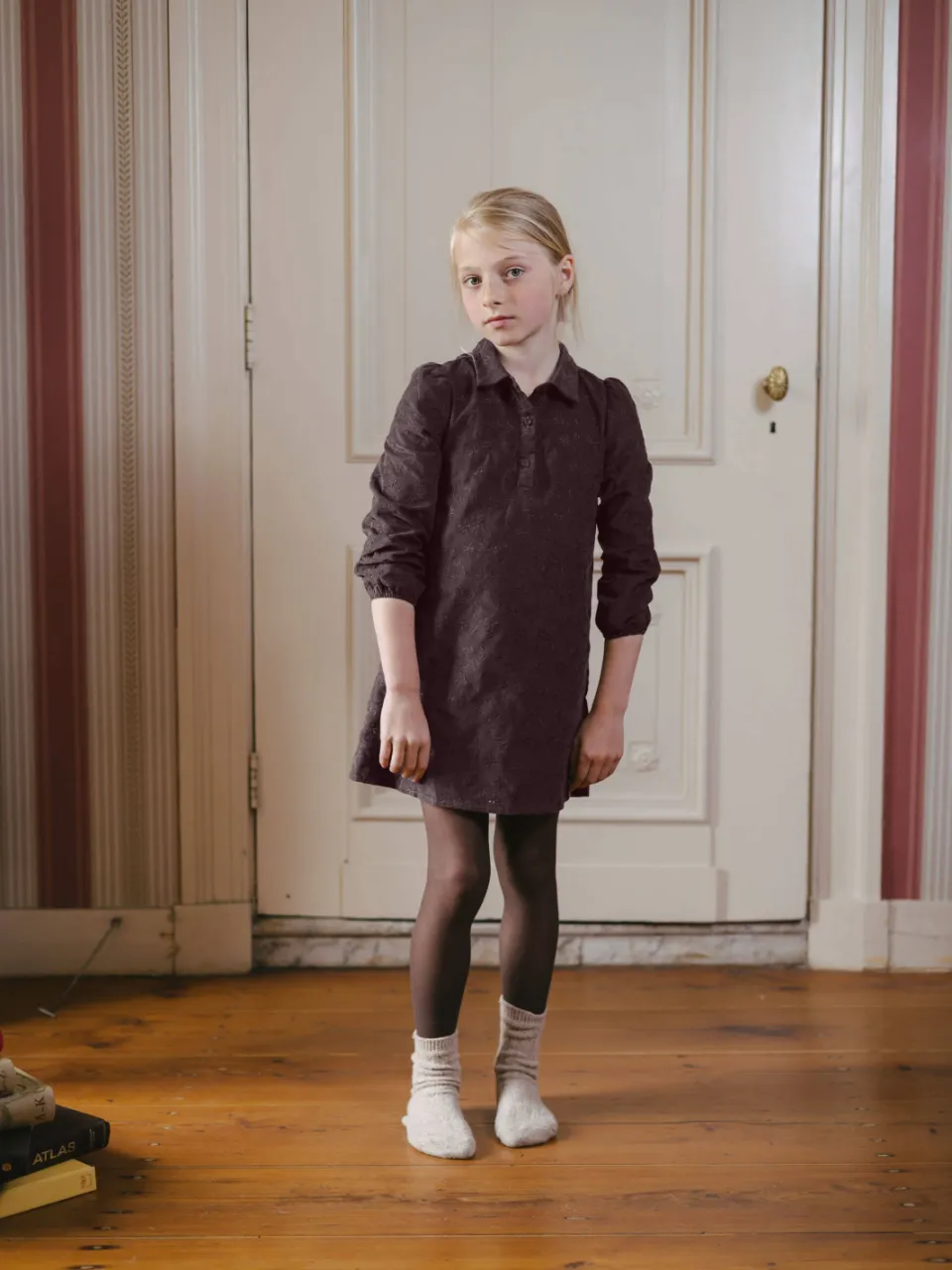LEVV korte blousejurk met borduursels donkerbruin