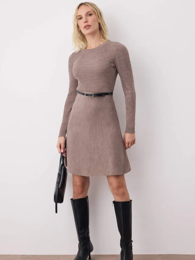 Trendyol TRENDYOLMİLLA Dames Beige Effen Kort / Mini Lang Casual A-lijn Jurken Taupe