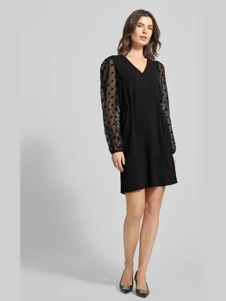 Vero Moda Soepele cocktailjurk met semi-transparante mouwen, model 'ALVA' zwart, foto 3