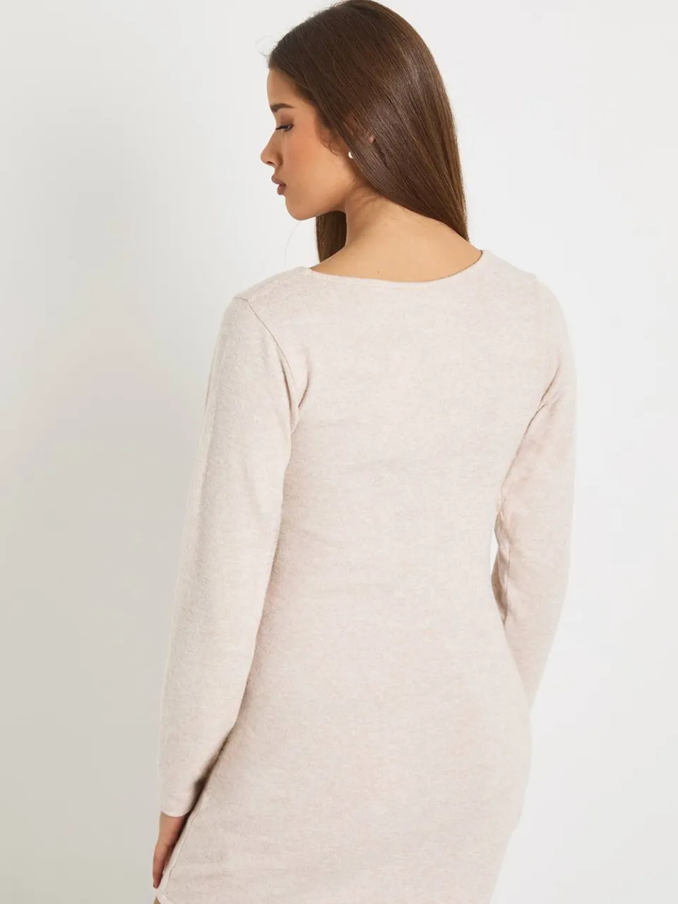 boohoo Dames Mini jurk met knoopsluiting en asymmetrische snit havermout, foto 3