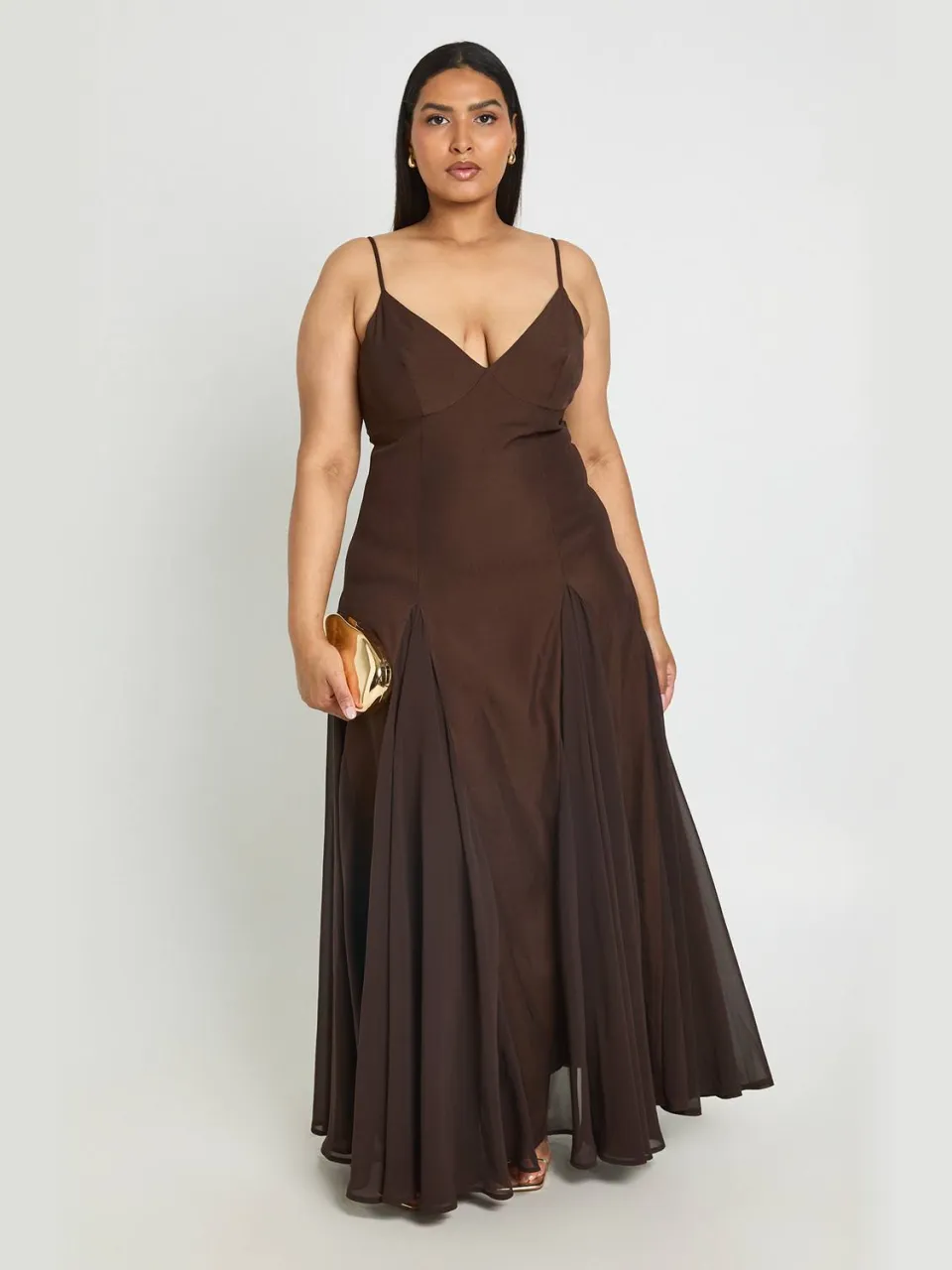 boohoo Dames Plus Godet Zoom Maxi Jurk chocoladebruin, foto 2